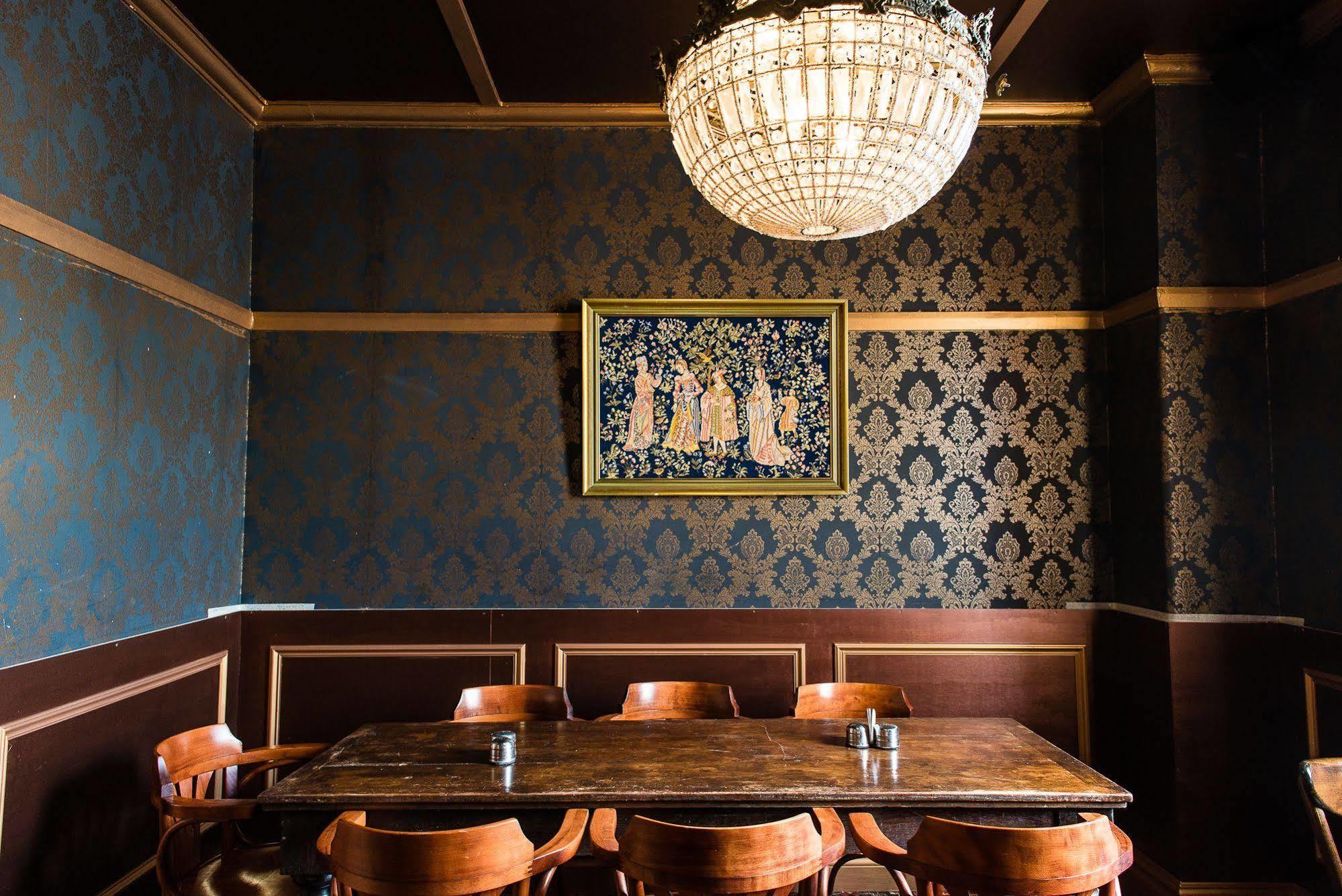 เชคสเปียร์โฮเต็ล Hotel Surry Hills ภายนอก รูปภาพ